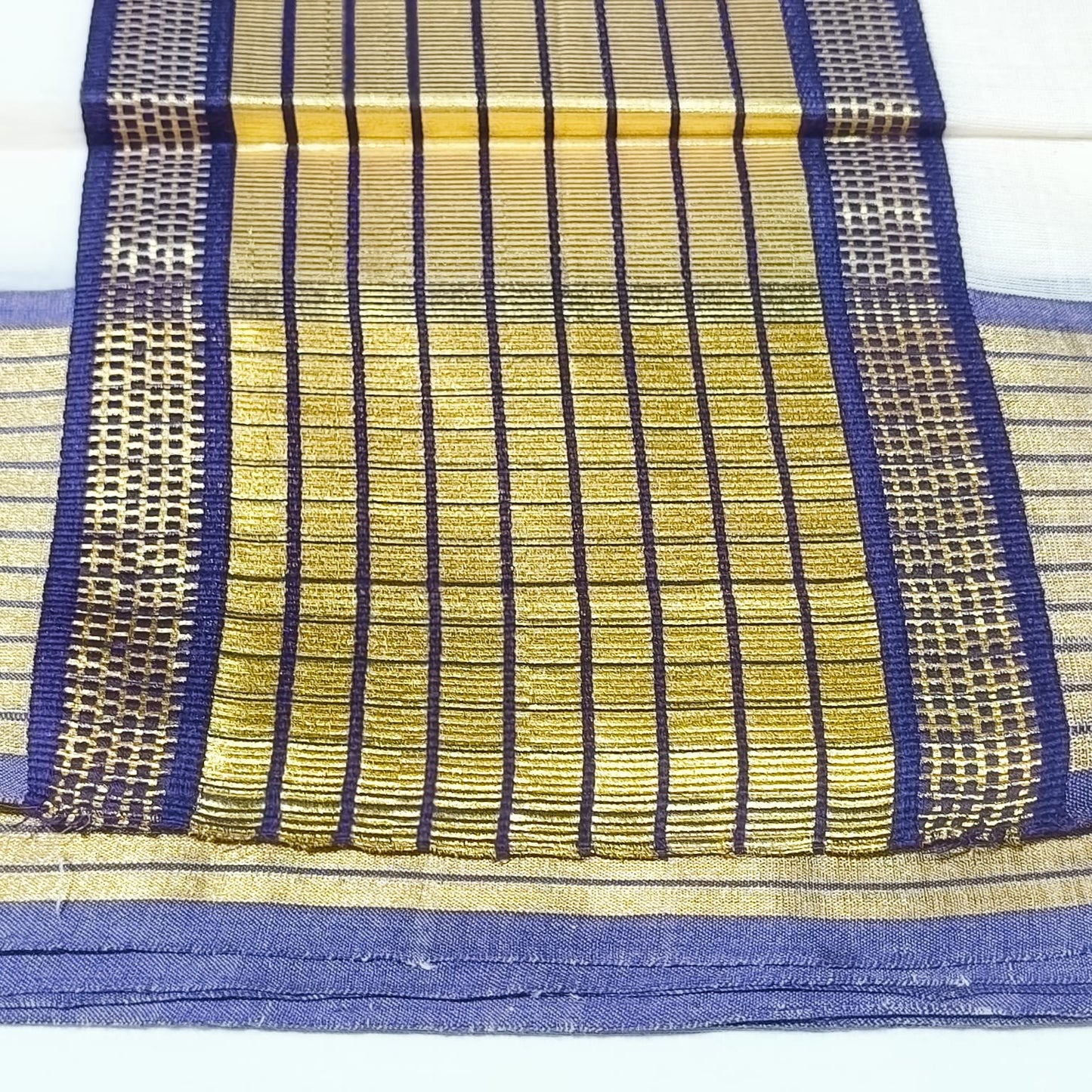 Premium Handloom Kerala Saree